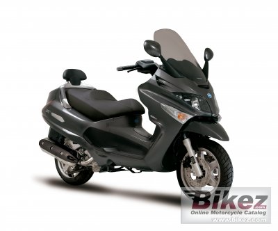 2011 Piaggio XEvo 400 photo
